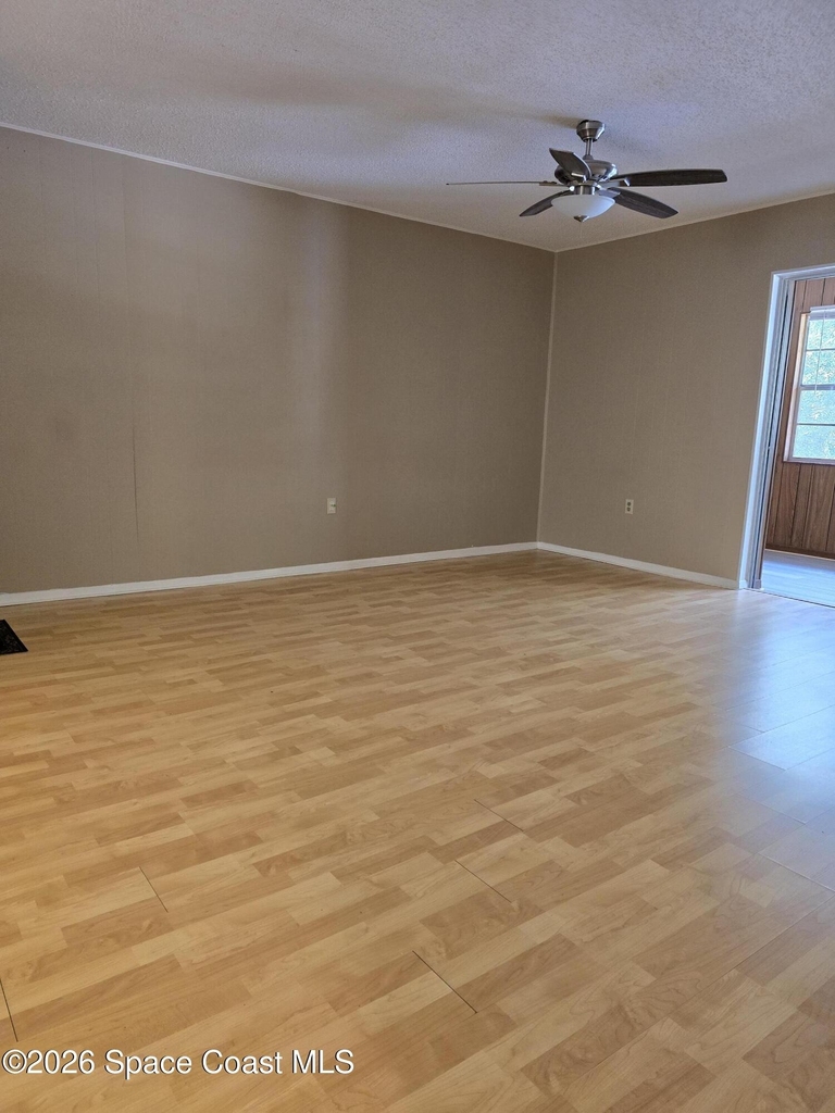3135 Shady Dell Lane - Photo 6