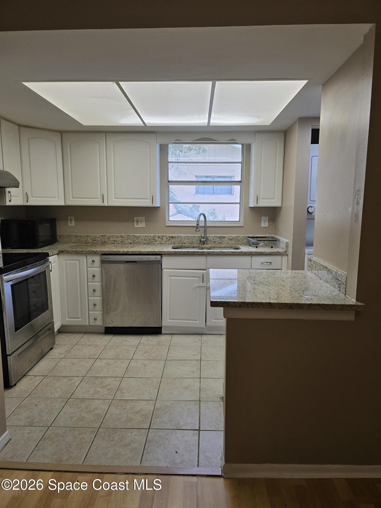 3135 Shady Dell Lane - Photo 10