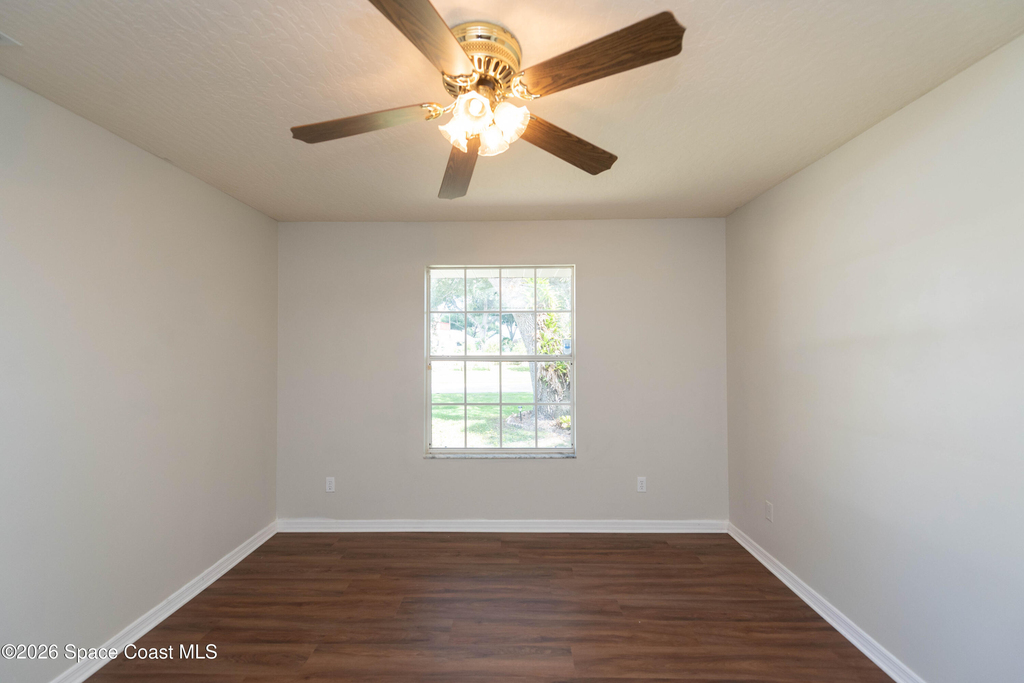 1236 Buffing Circle Se - Photo 23