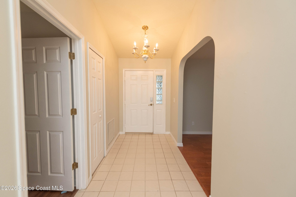 1236 Buffing Circle Se - Photo 15