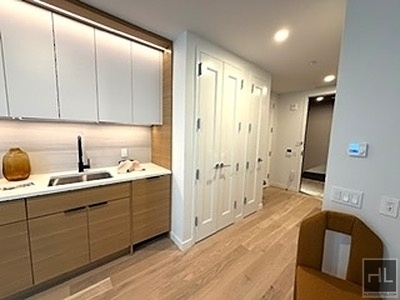 Carroll St - Photo 3
