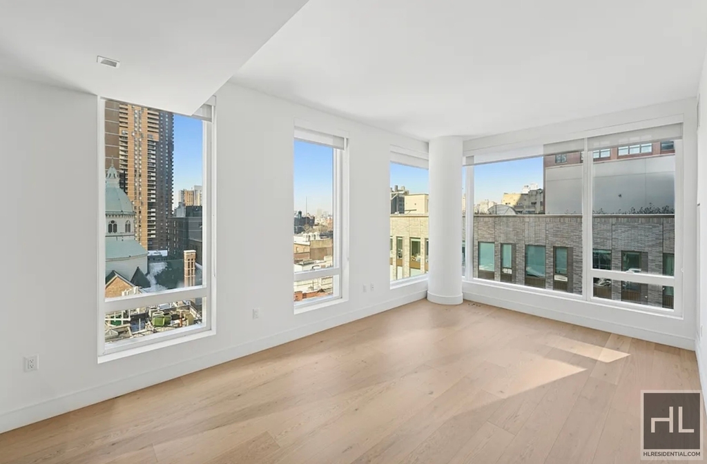 West 43rd Street - Photo 1