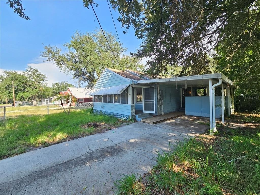 2441 E Magnolia Street - Photo 1