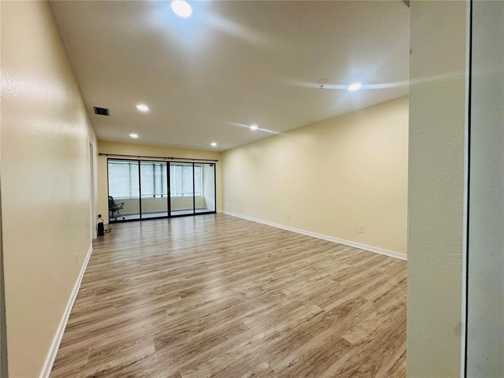 1750 Belleair Forest Drive - Photo 15