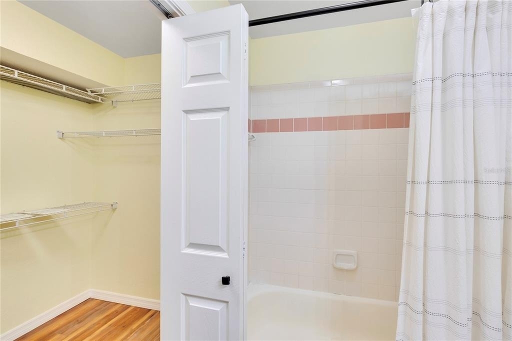 10200 Gandy Boulevard N - Photo 14