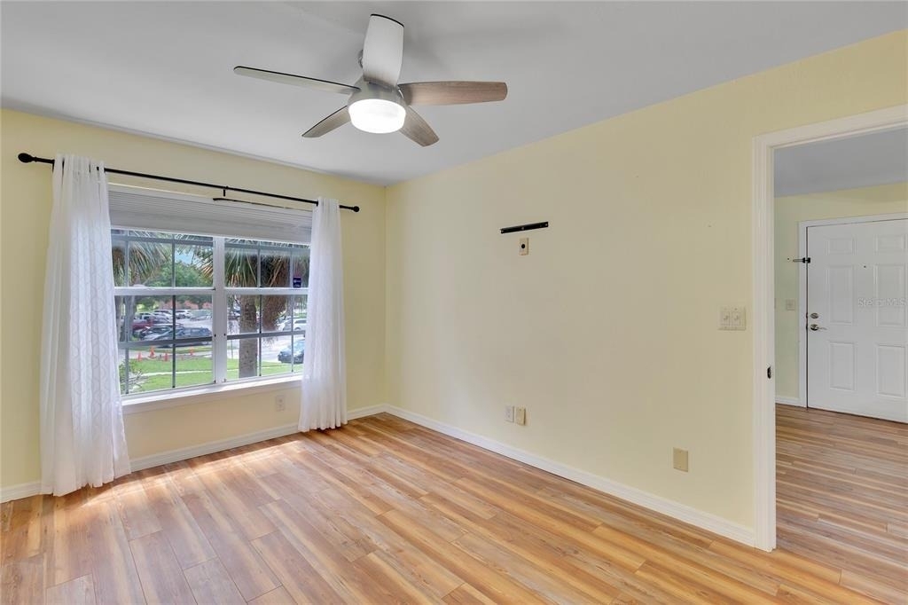 10200 Gandy Boulevard N - Photo 11