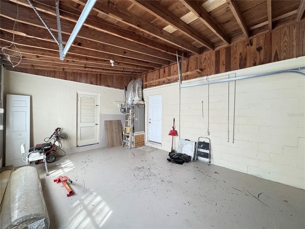 310 Longwood Drive - Photo 5