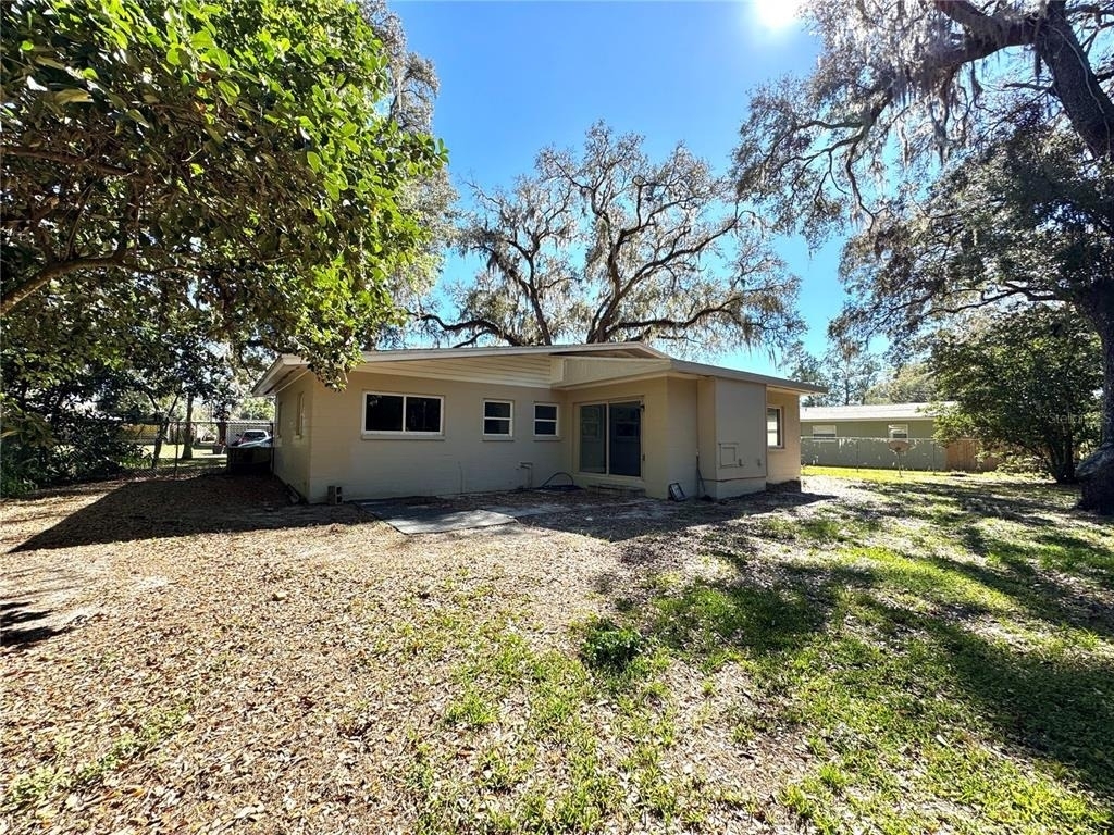 310 Longwood Drive - Photo 25