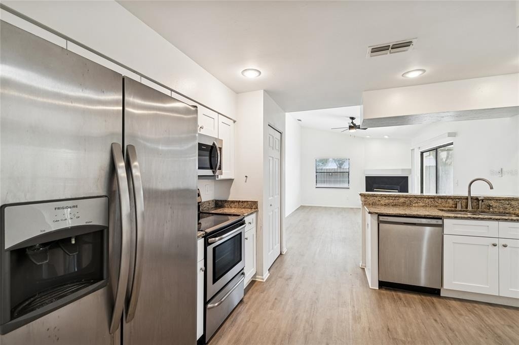 11903 Steppingstone Boulevard - Photo 16