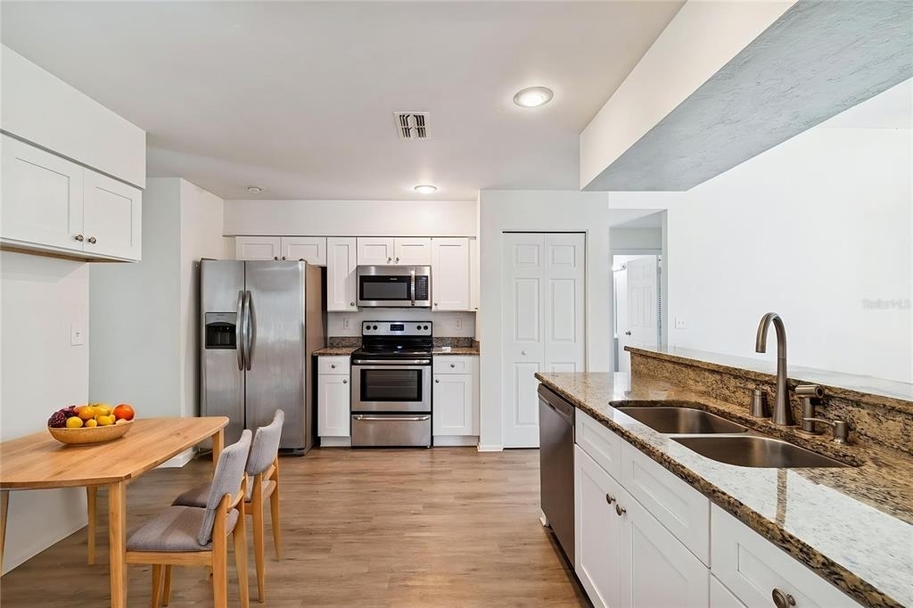 11903 Steppingstone Boulevard - Photo 9