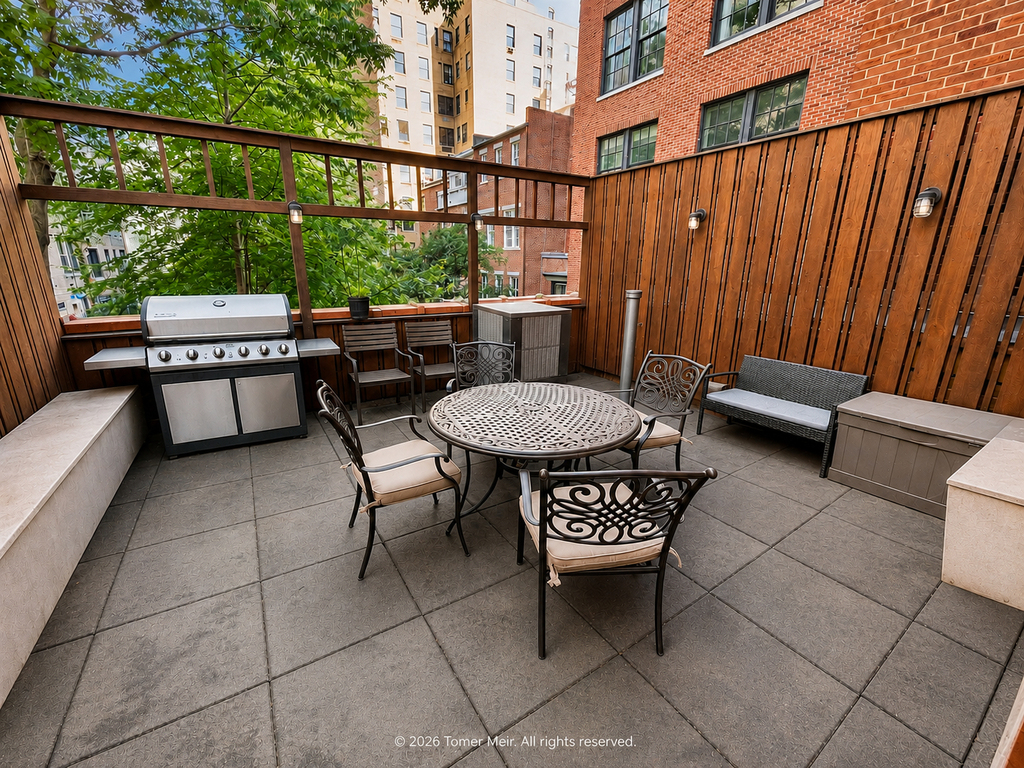 1129 Lexington Avenue - Photo 0