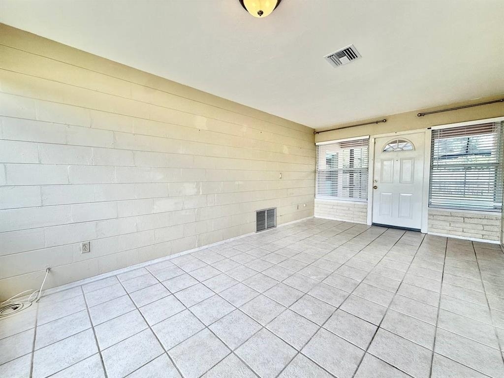 4201 Benson Avenue N - Photo 5