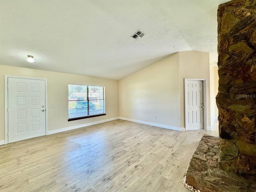 1603 Southcrest Court - Photo 7