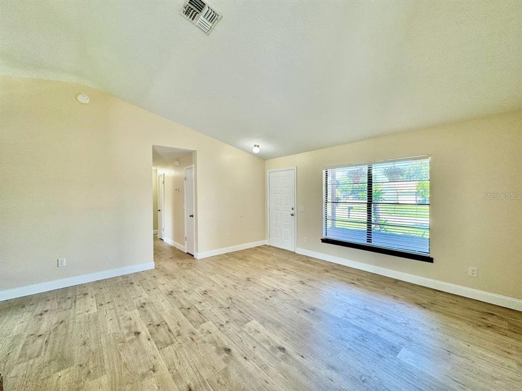 1603 Southcrest Court - Photo 6