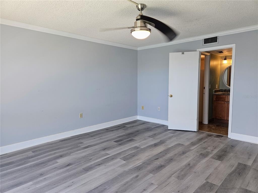 7600 Sun Island Drive S - Photo 15