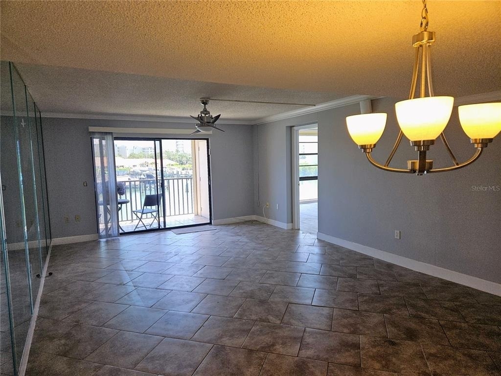 7600 Sun Island Drive S - Photo 5