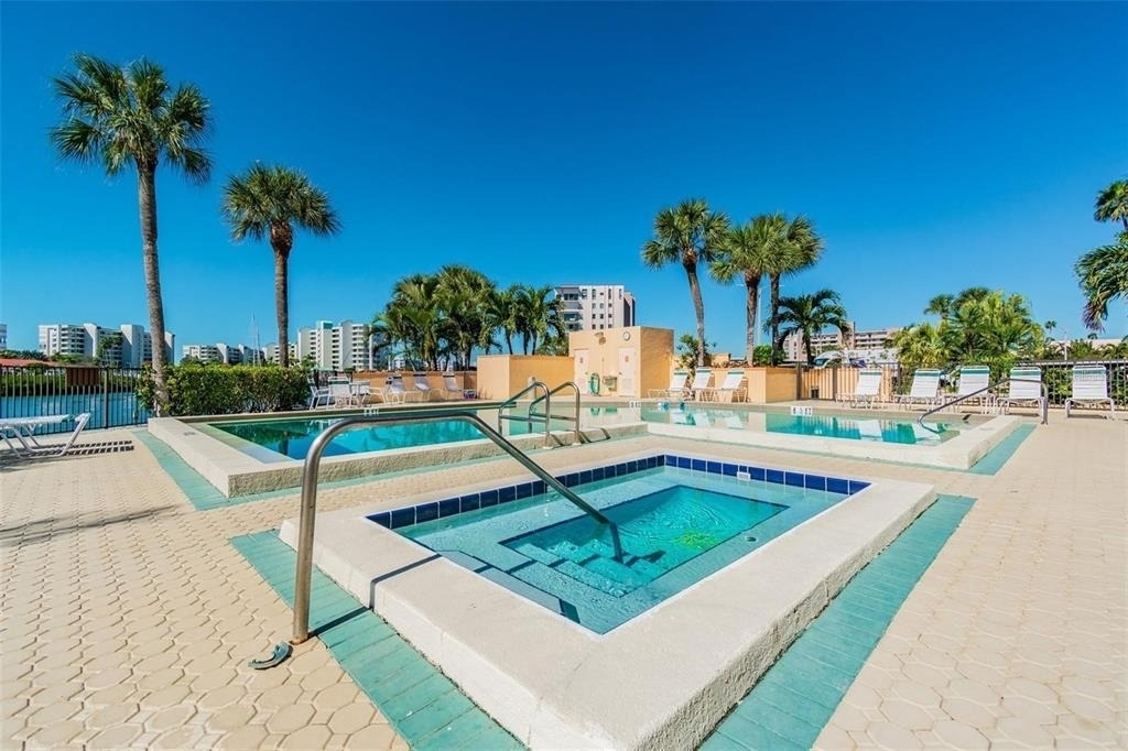 7600 Sun Island Drive S - Photo 38