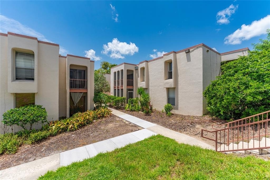 510 Orange Drive - Photo 2