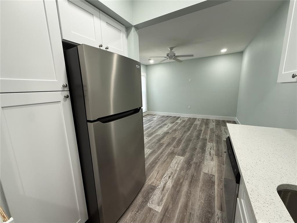 201 Medallion Boulevard - Photo 8