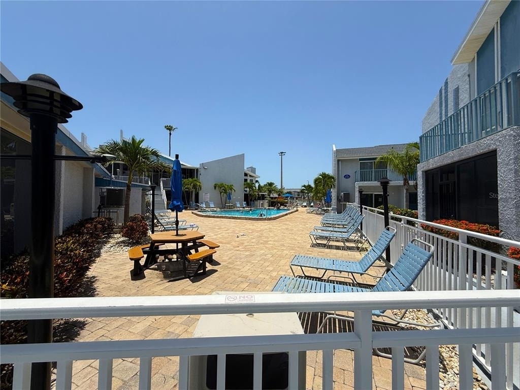 201 Medallion Boulevard - Photo 23