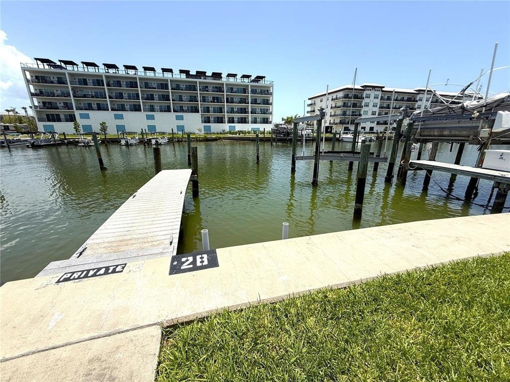 201 Medallion Boulevard - Photo 16
