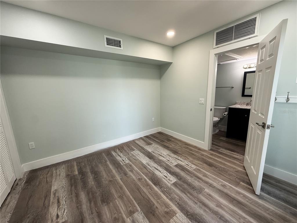201 Medallion Boulevard - Photo 13