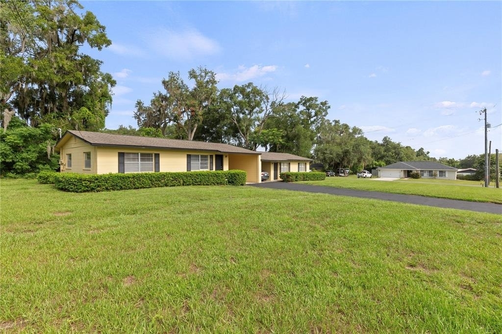 12215 Leanne Drive - Photo 2