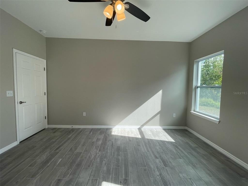 703 Camel Court - Photo 11