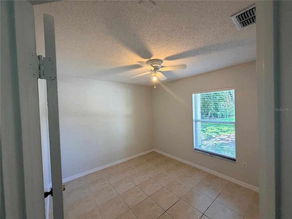 2411 Kam Court - Photo 4