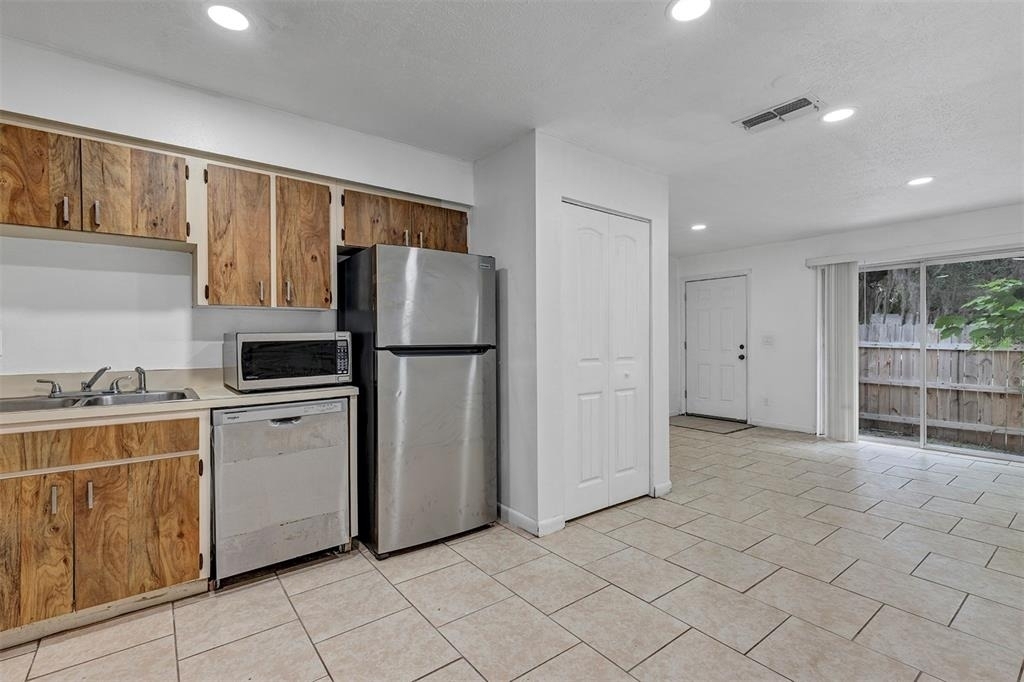 3990 Se 17th Ct - Photo 6