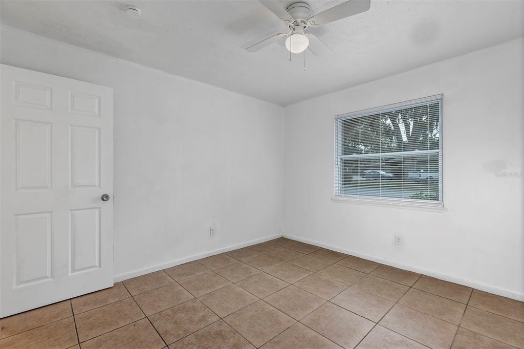 3990 Se 17th Ct - Photo 12