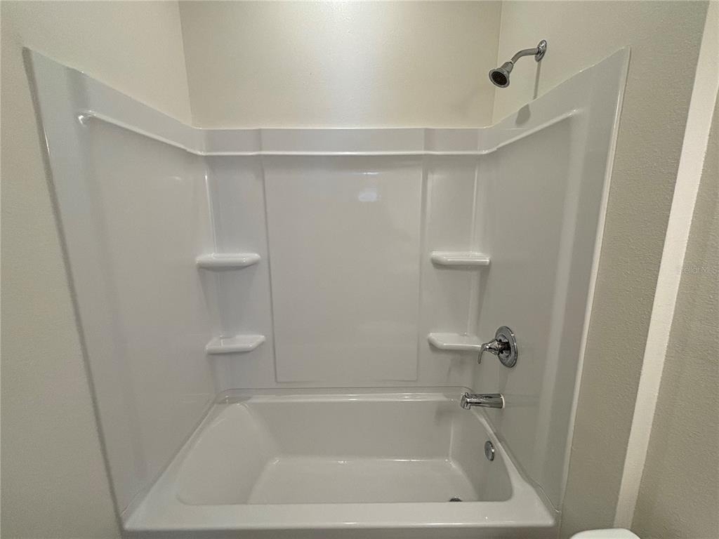 2734 Raindrop Run St - Photo 7