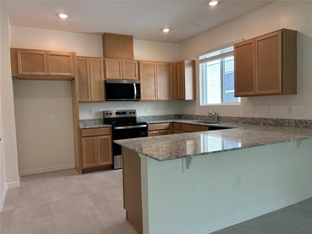 2734 Raindrop Run St - Photo 11