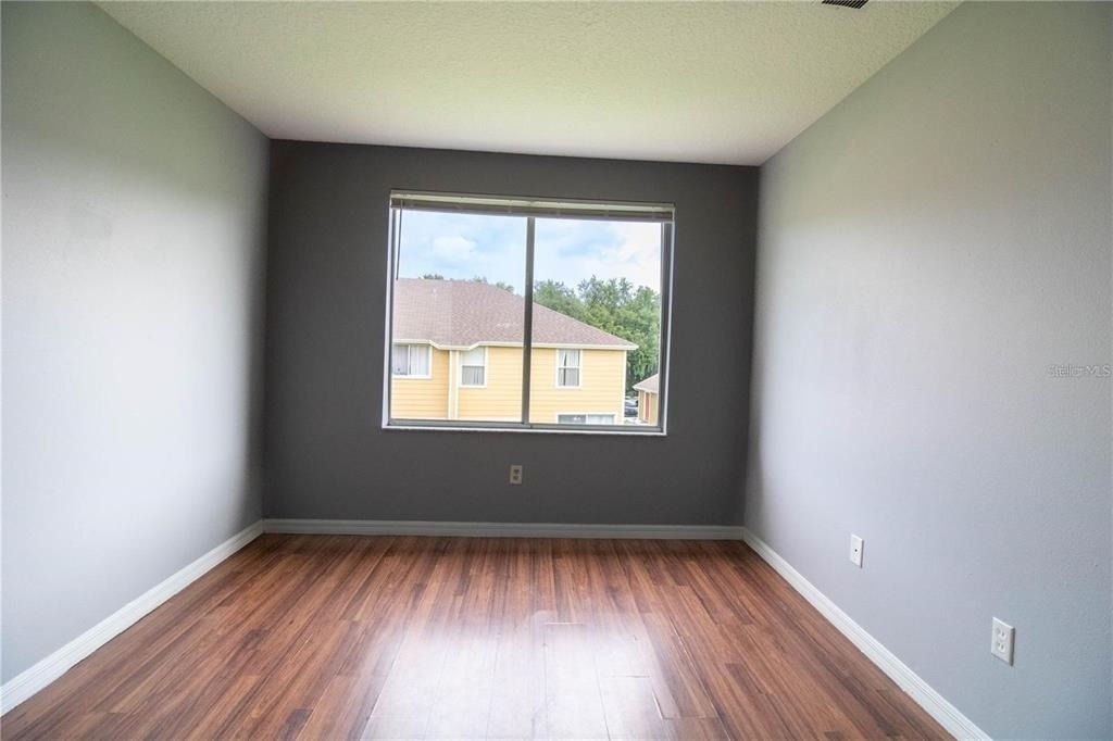 410 Australian Way - Photo 16