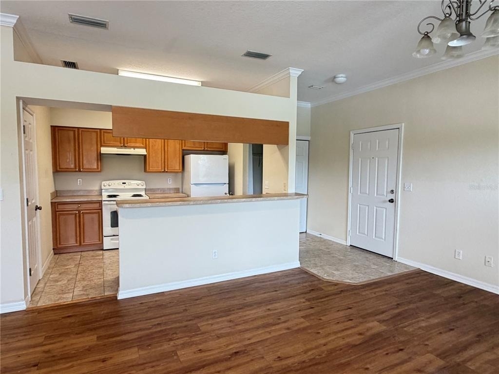 407 Eagle Pond Drive - Photo 3