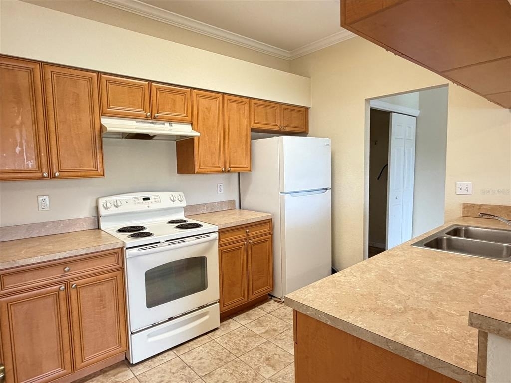 407 Eagle Pond Drive - Photo 4