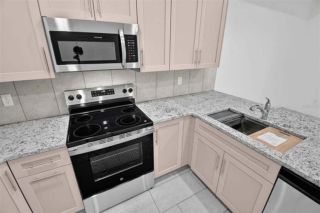 14 Ullynn Place - Photo 22