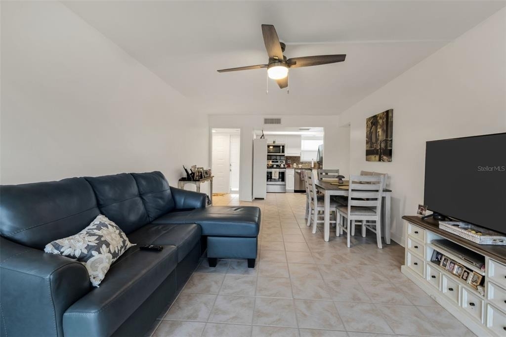 311 Garvin Street - Photo 5