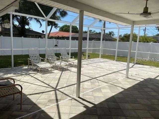 3654 Pin Oaks Street - Photo 11