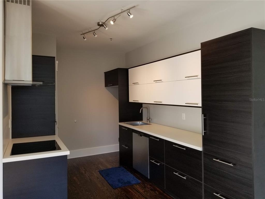 835 7th Avenue S - Photo 4