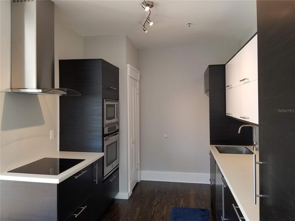 835 7th Avenue S - Photo 3