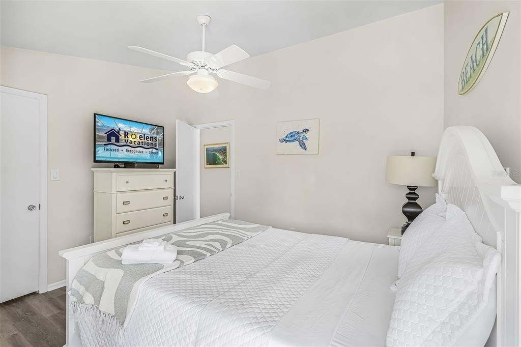 6020 Midnight Pass Road - Photo 14