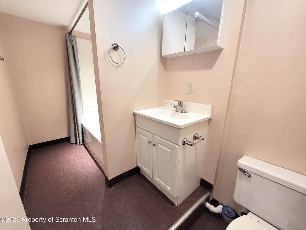 1817 Ash Street - Photo 4