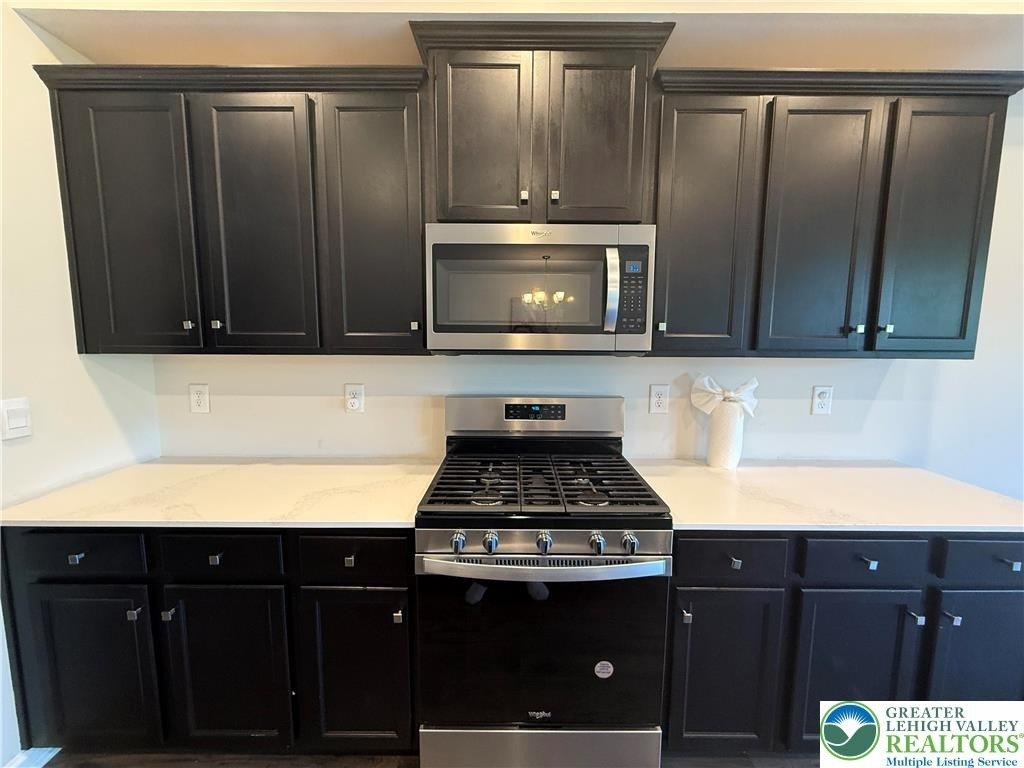 1047 Turnstone Drive - Photo 4