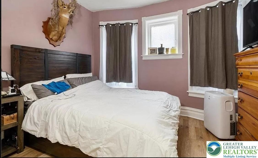 717 W Broad Street - Photo 7