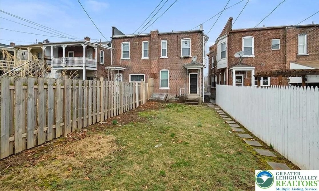 717 W Broad Street - Photo 12