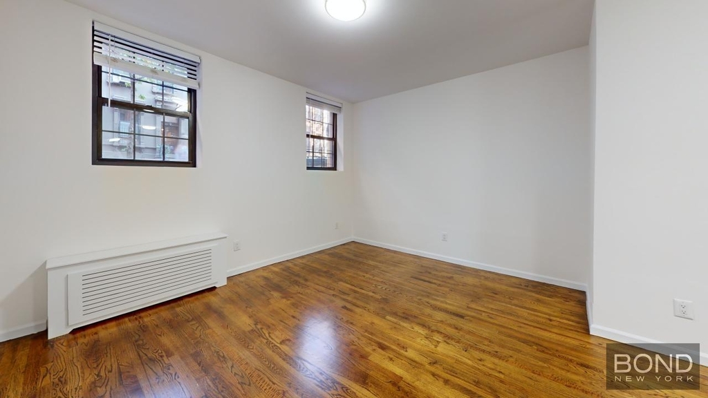 160 West 73rd Street #1C - Photo 3
