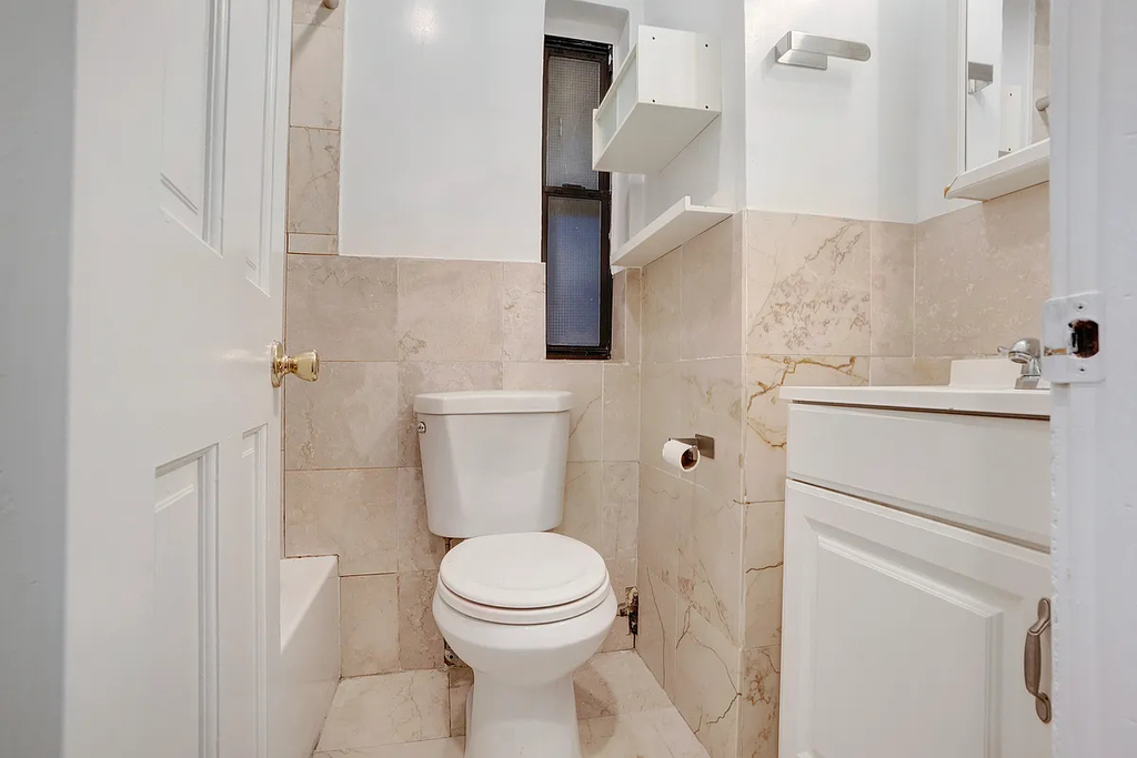 410 East 73rd Street - Photo 4