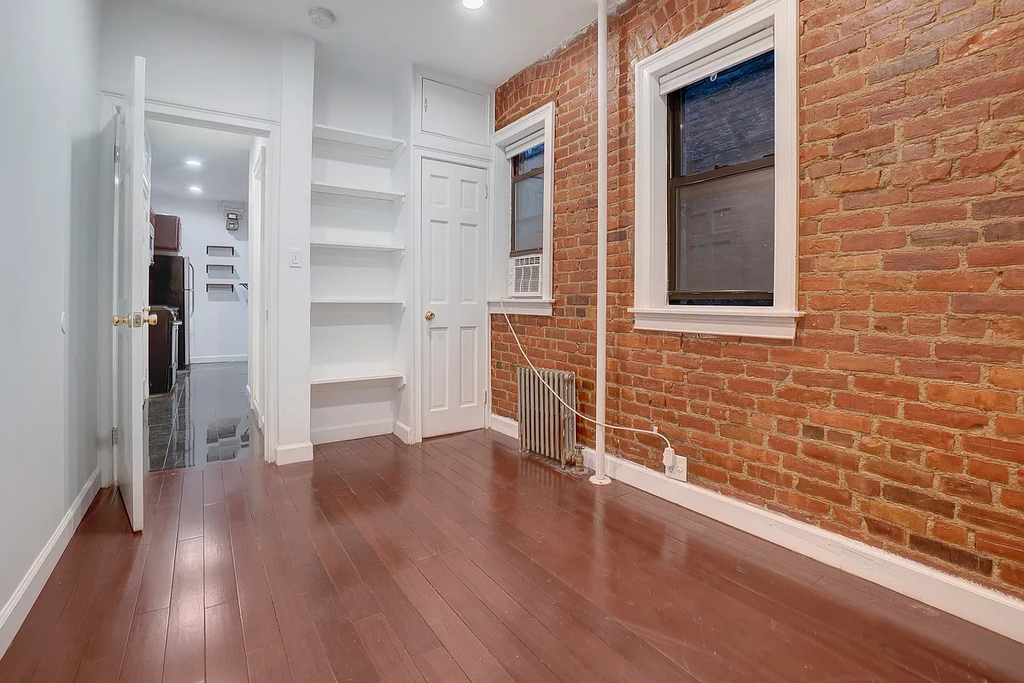 410 East 73rd Street - Photo 3
