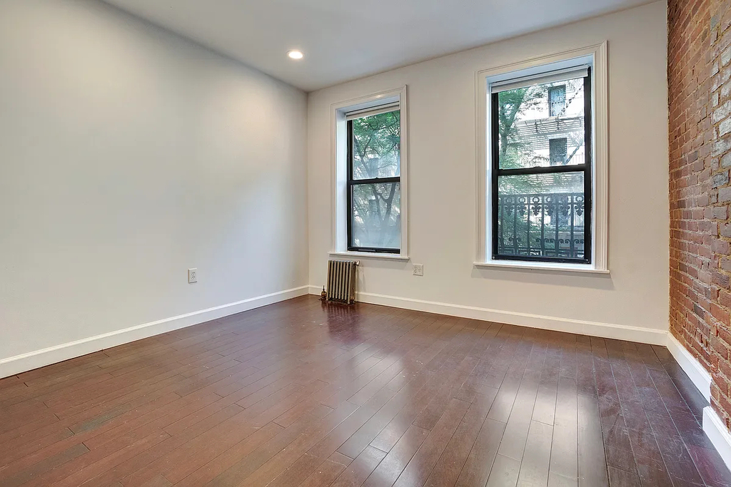 410 East 73rd Street - Photo 0